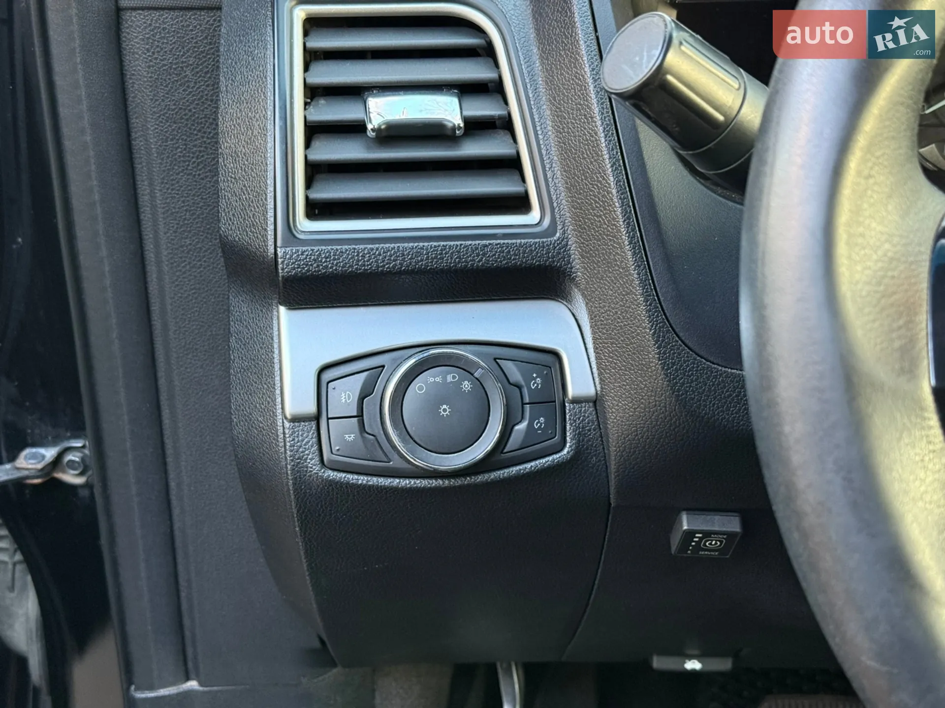 2015 Ford Explorer - мініатюра 27
