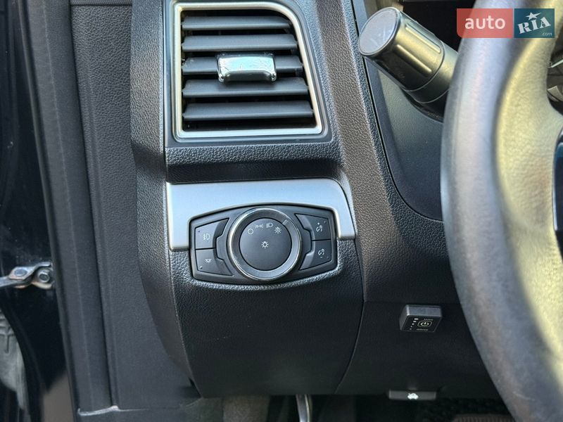 Внедорожник / Кроссовер Ford Explorer 2015 в Киеве фото 27 Внедорожник / Кроссовер Ford Explorer 2015 в Киеве