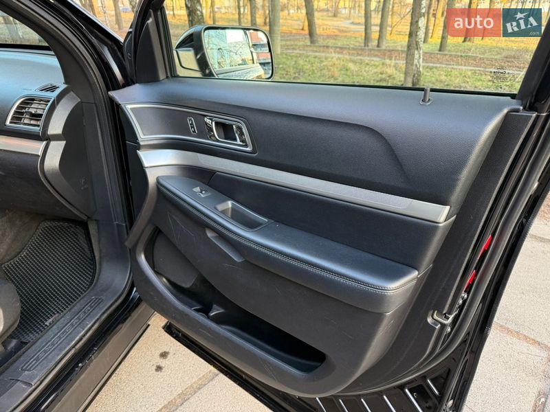 Внедорожник / Кроссовер Ford Explorer 2015 в Киеве фото 32 Внедорожник / Кроссовер Ford Explorer 2015 в Киеве