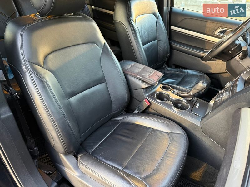 Внедорожник / Кроссовер Ford Explorer 2015 в Киеве фото 35 Внедорожник / Кроссовер Ford Explorer 2015 в Киеве