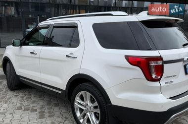 Внедорожник / Кроссовер Ford Explorer 2016 в Черновцах