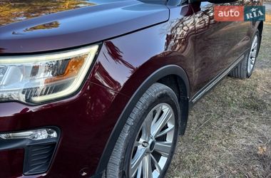 Позашляховик / Кросовер Ford Explorer 2018 в Кременці
