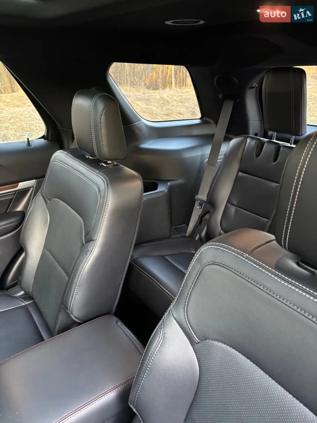 2018 Ford Explorer - мініатюра 35