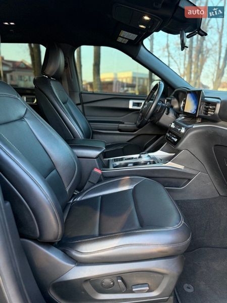 Внедорожник / Кроссовер Ford Explorer 2019 в Киеве