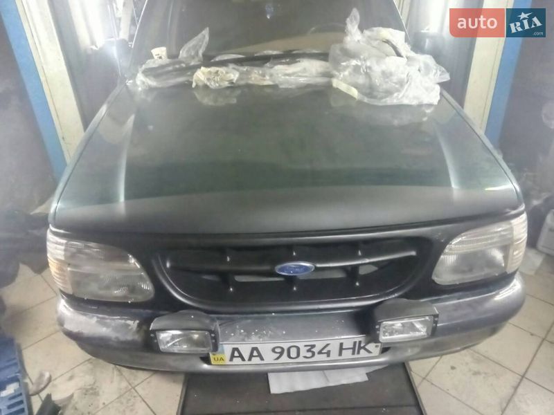 Внедорожник / Кроссовер Ford Explorer 1995 в Вышгороде