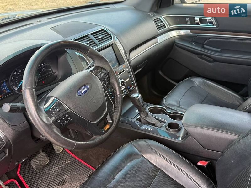Внедорожник / Кроссовер Ford Explorer 2015 в Киеве