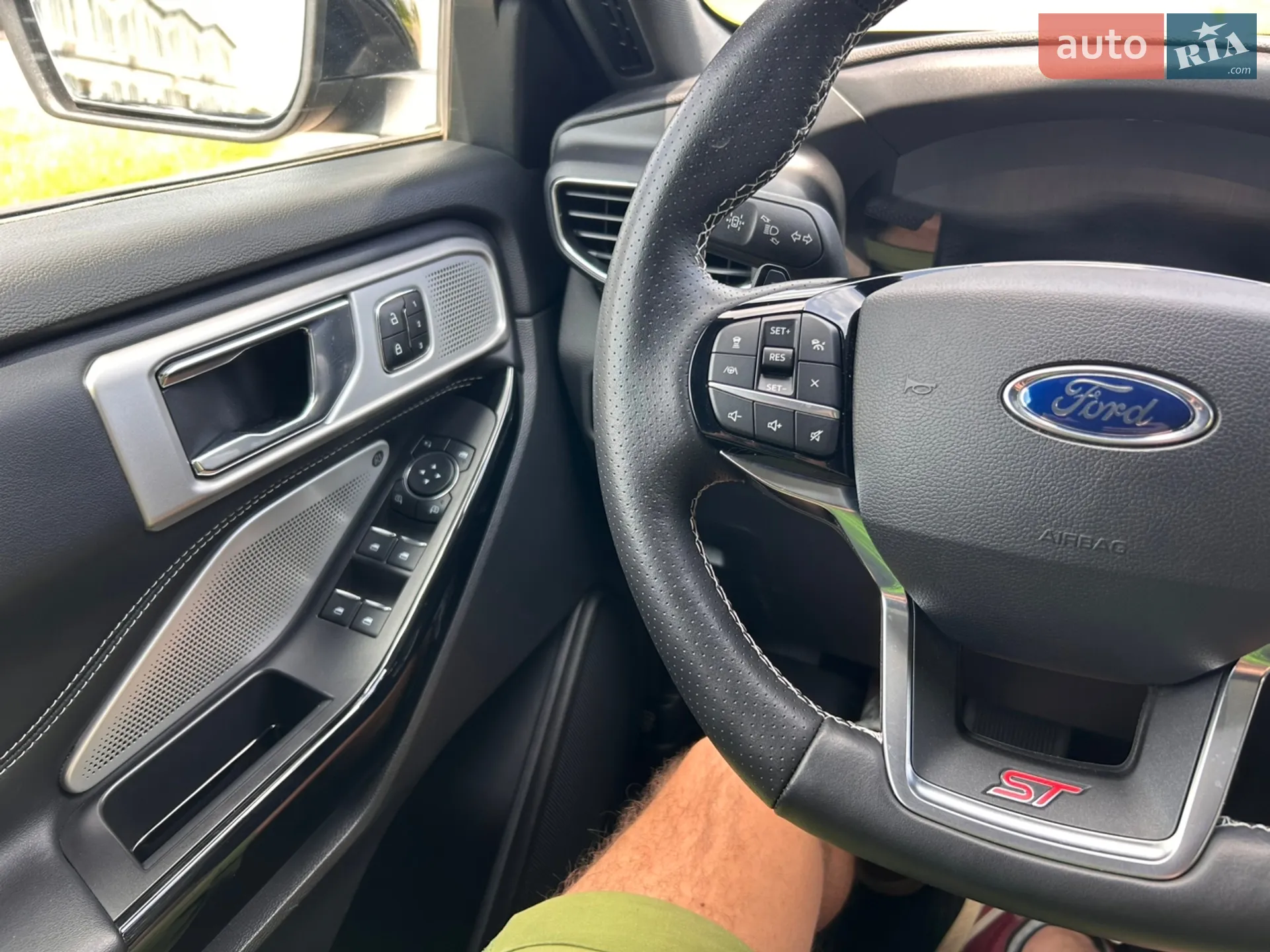 2022 Ford Explorer - мініатюра 41