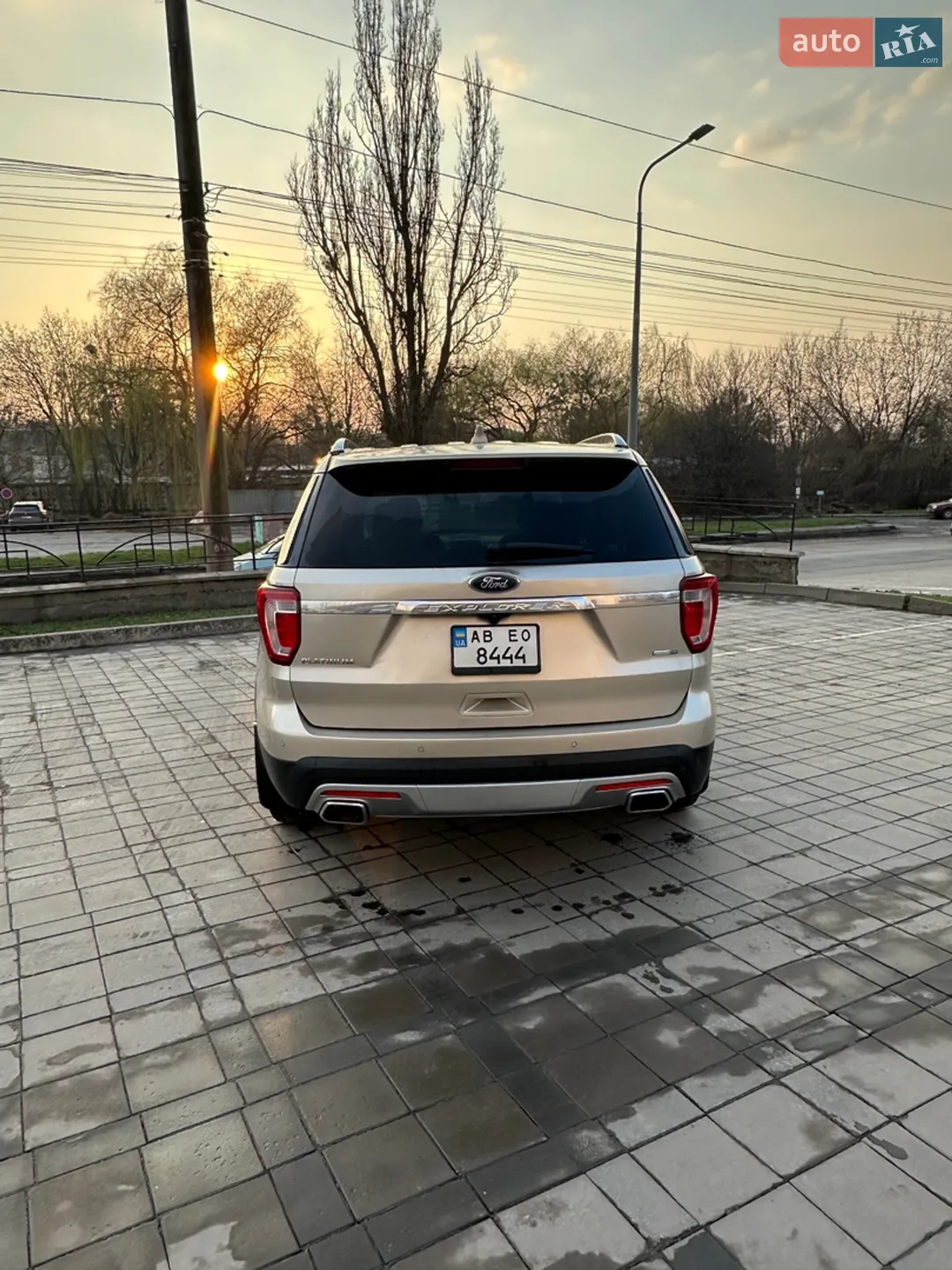 2017 Ford Explorer - мініатюра 7