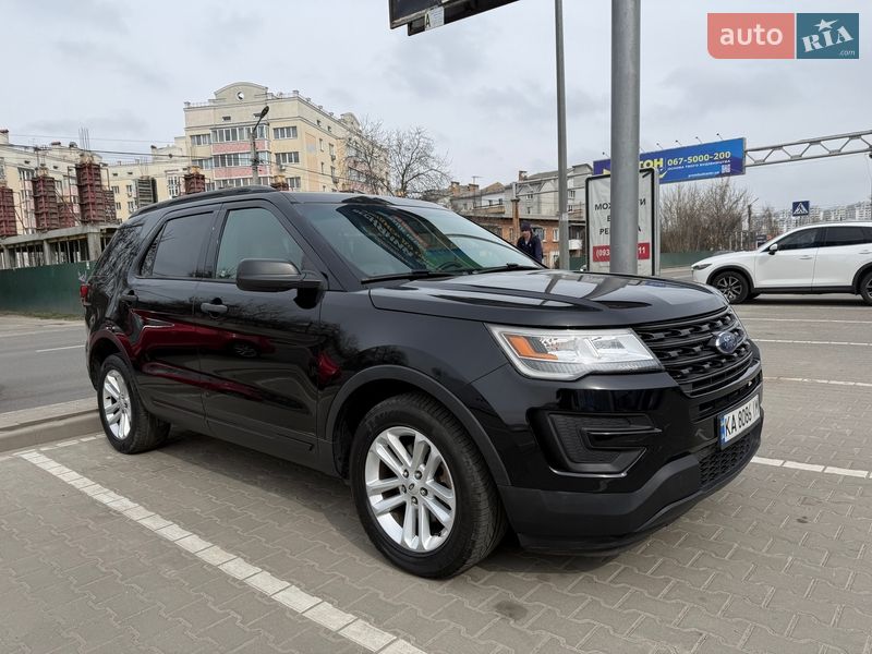 Внедорожник / Кроссовер Ford Explorer 2015 в Вишневом