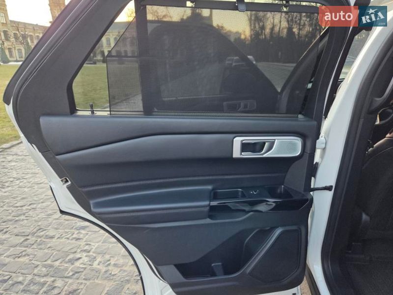 Внедорожник / Кроссовер Ford Explorer 2022 в Киеве