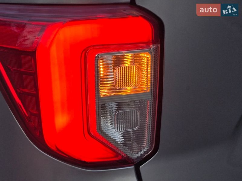 Позашляховик / Кросовер Ford Explorer 2023 в Кривому Розі