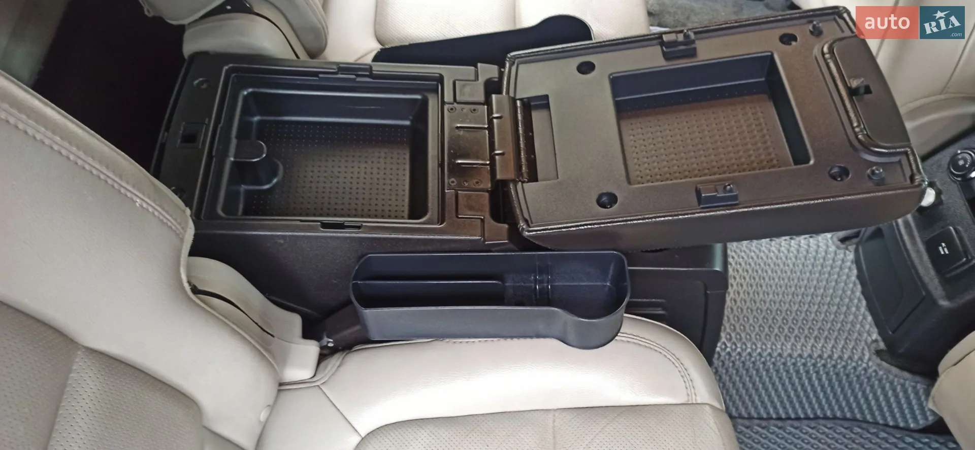 2011 Ford Explorer - мініатюра 81