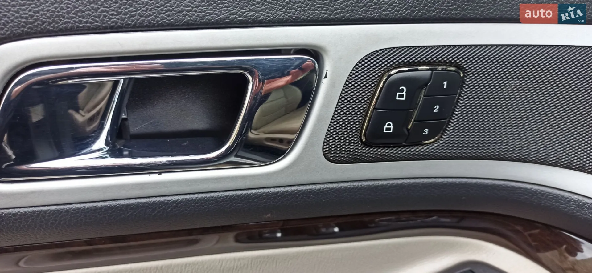 2011 Ford Explorer - мініатюра 97