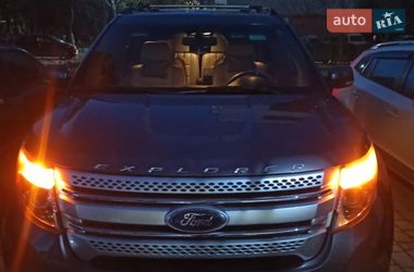 Позашляховик / Кросовер Ford Explorer 2011 в Чернівцях