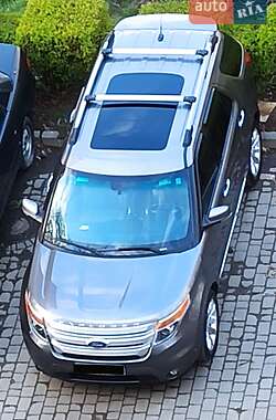 Позашляховик / Кросовер Ford Explorer 2011 в Чернівцях