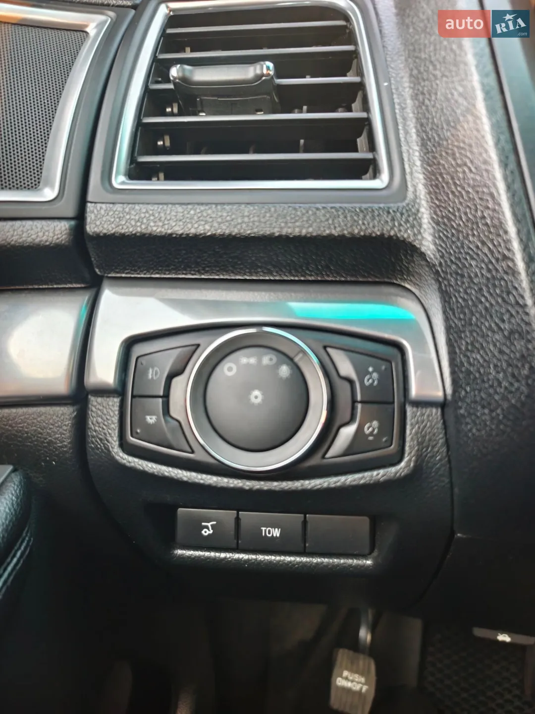 2016 Ford Explorer - мініатюра 27