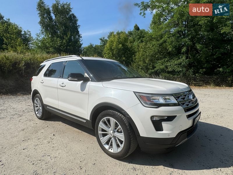 Позашляховик / Кросовер Ford Explorer 2018 в Києві