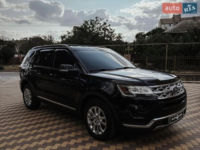 Позашляховик / Кросовер Ford Explorer 2017 в Миколаєві