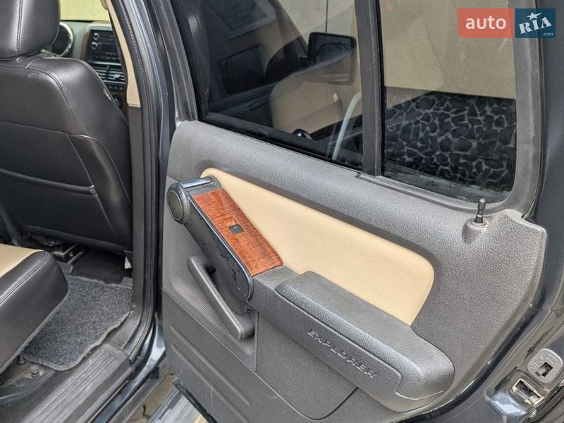 Внедорожник / Кроссовер Ford Explorer 2009 в Ровно