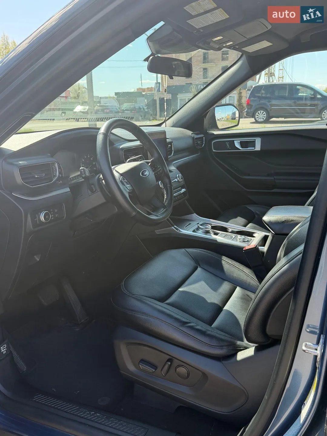 2020 Ford Explorer - мініатюра 9