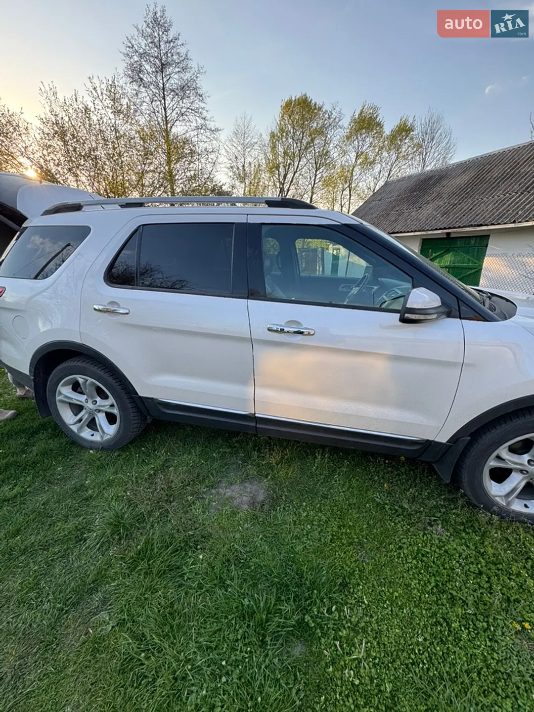 2012 Ford Explorer - мініатюра 2