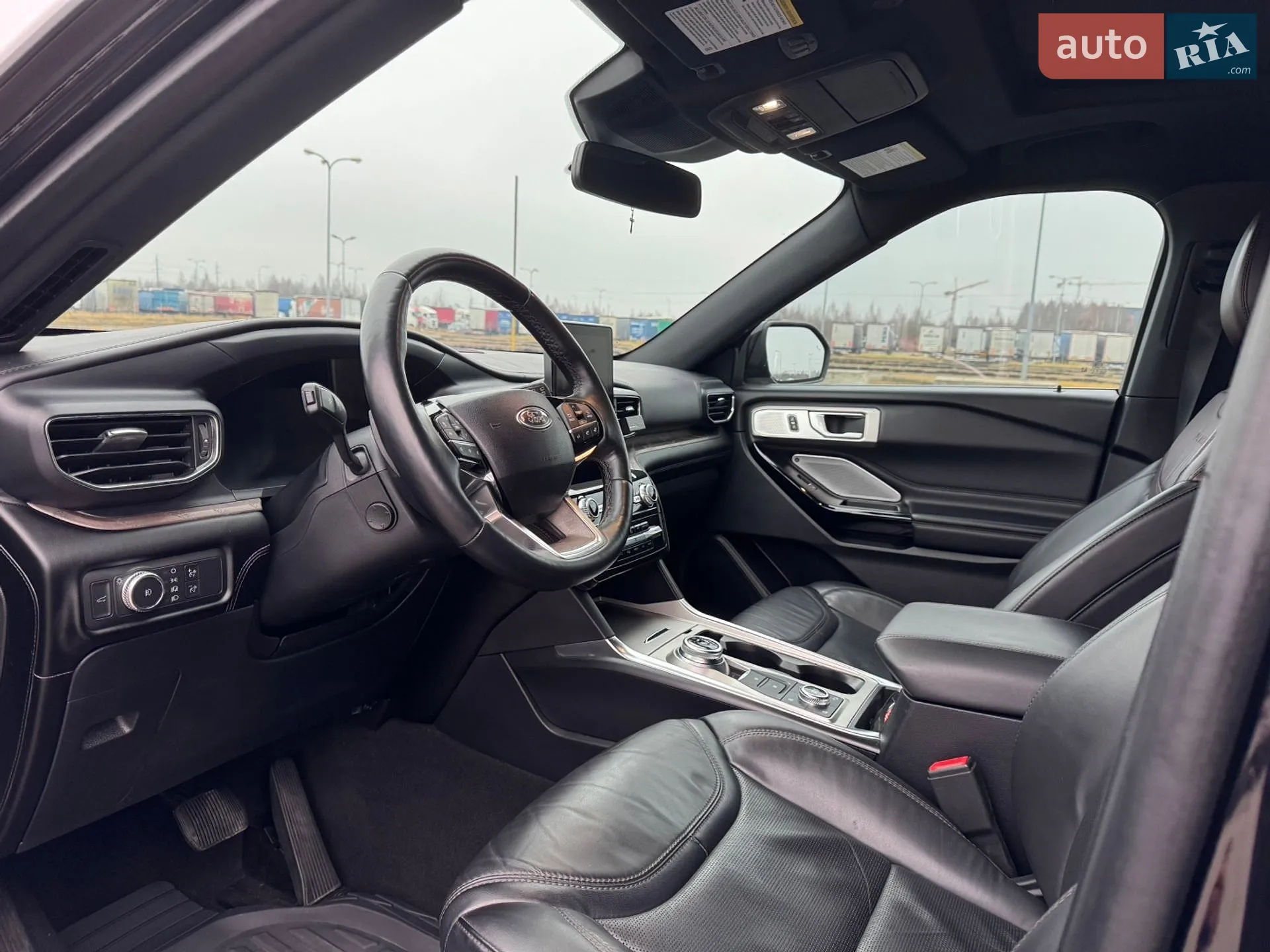 2021 Ford Explorer - мініатюра 9
