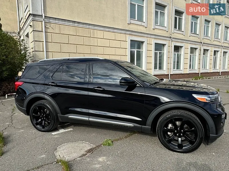 Ford Explorer