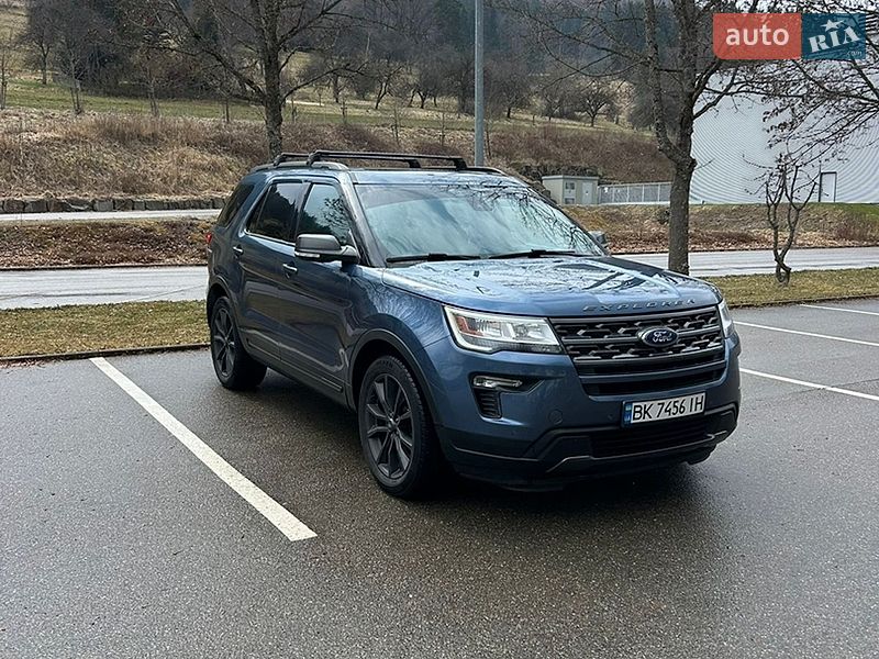 Внедорожник / Кроссовер Ford Explorer 2018 в Черняхове