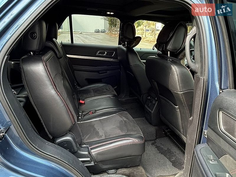 Внедорожник / Кроссовер Ford Explorer 2018 в Черняхове