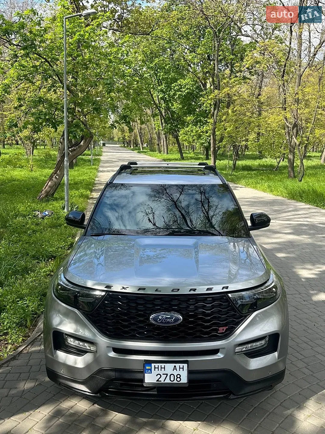 2020 Ford Explorer - мініатюра 2