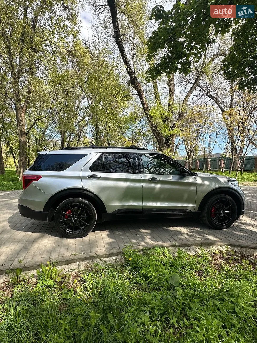 2020 Ford Explorer - мініатюра 8