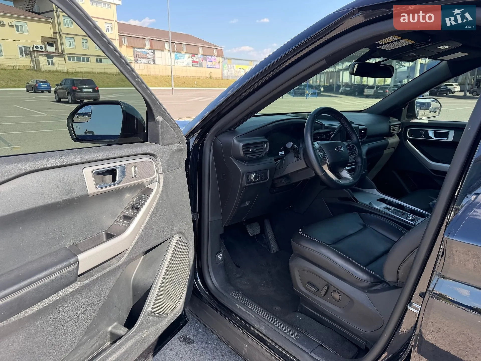 2020 Ford Explorer - мініатюра 12