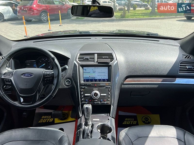 Позашляховик / Кросовер Ford Explorer 2018 в Львові