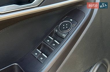 Внедорожник / Кроссовер Ford Explorer 2019 в Киеве