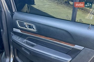 Внедорожник / Кроссовер Ford Explorer 2017 в Соленом