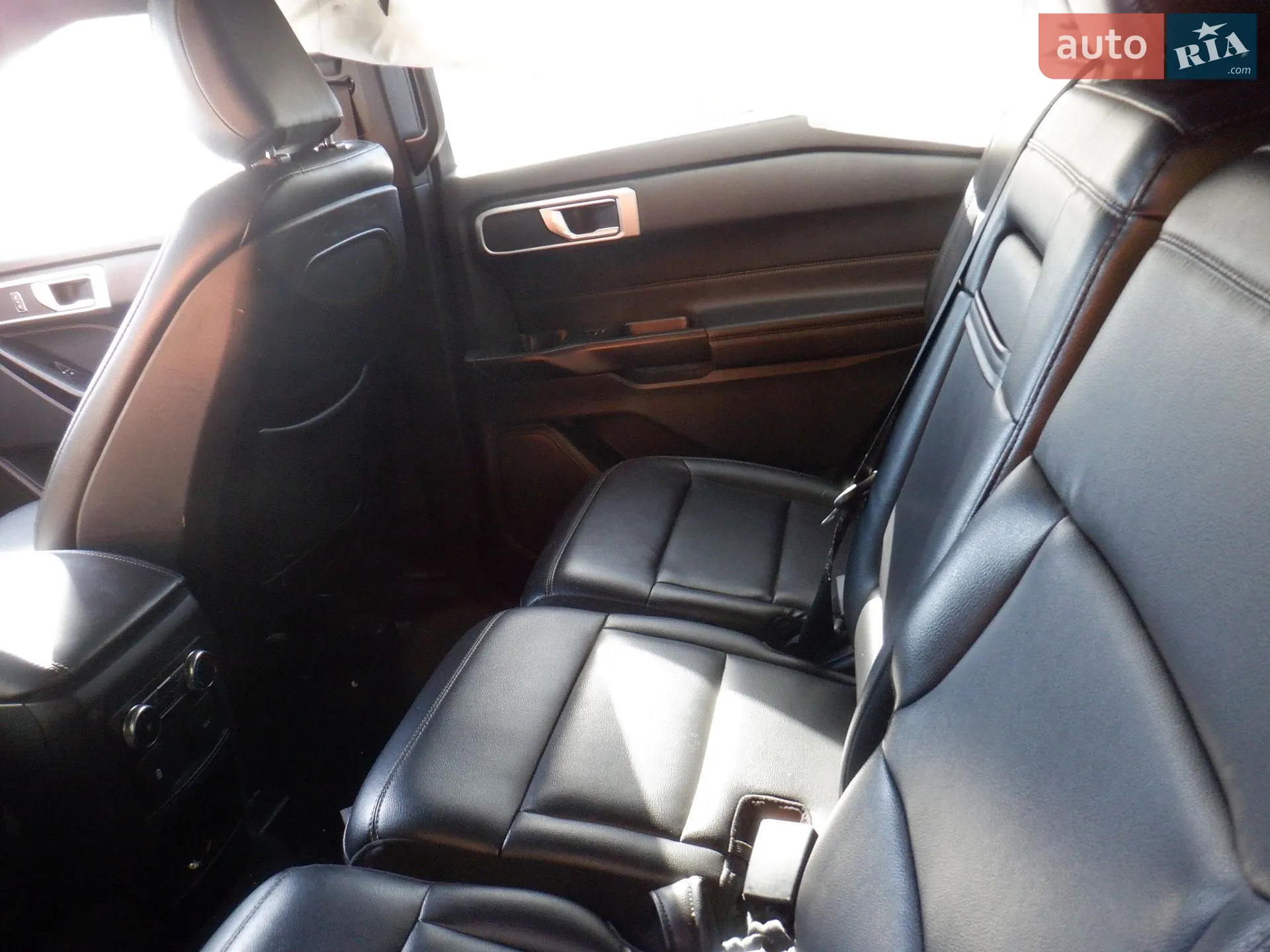 2019 Ford Explorer - мініатюра 10