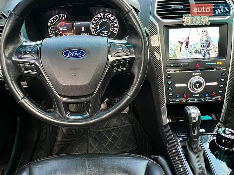 Позашляховик / Кросовер Ford Explorer 2016 в Одесі