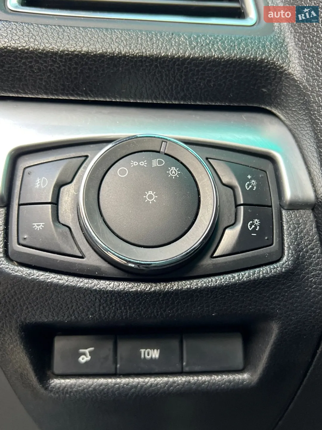 2016 Ford Explorer - мініатюра 31