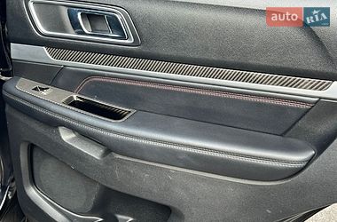 Позашляховик / Кросовер Ford Explorer 2016 в Одесі