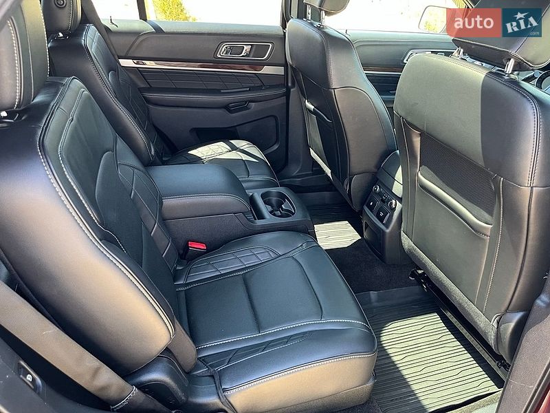 Внедорожник / Кроссовер Ford Explorer 2018 в Виннице