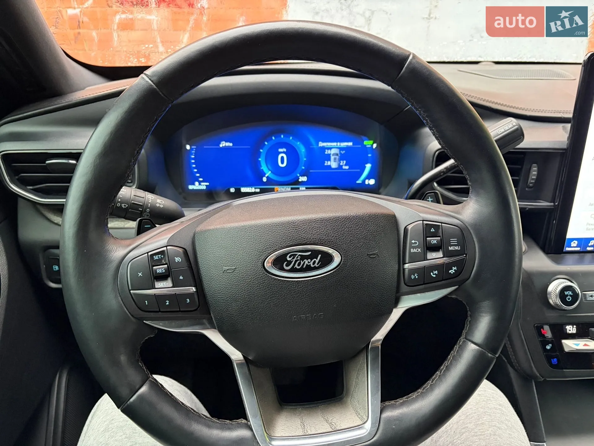 2022 Ford Explorer - мініатюра 15