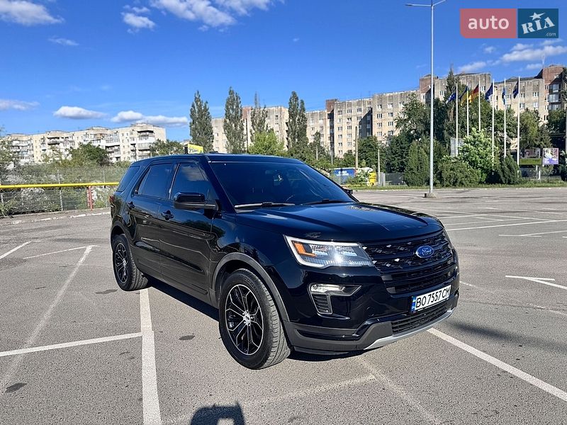 Внедорожник / Кроссовер Ford Explorer 2017 в Ивано-Франковске