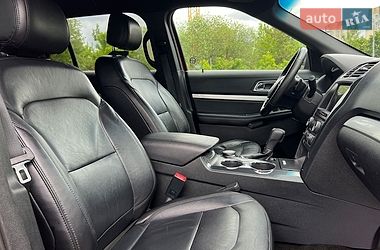 Позашляховик / Кросовер Ford Explorer 2015 в Львові