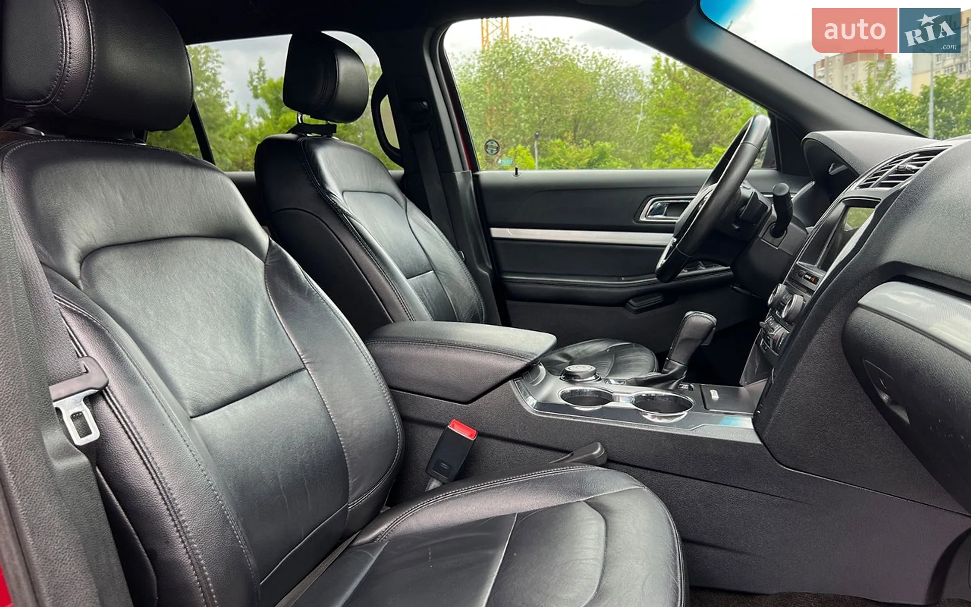 2015 Ford Explorer - мініатюра 21