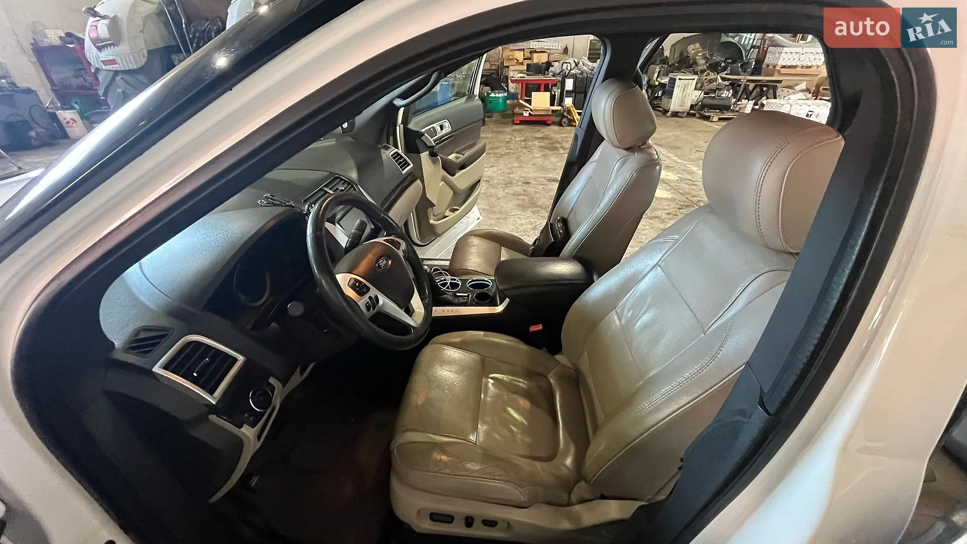 2013 Ford Explorer - мініатюра 3