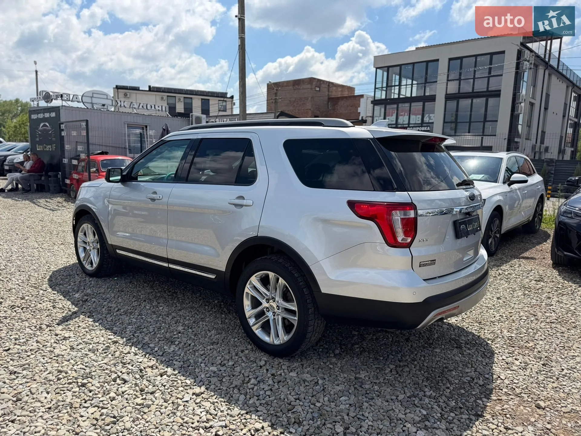 2016 Ford Explorer - мініатюра 9