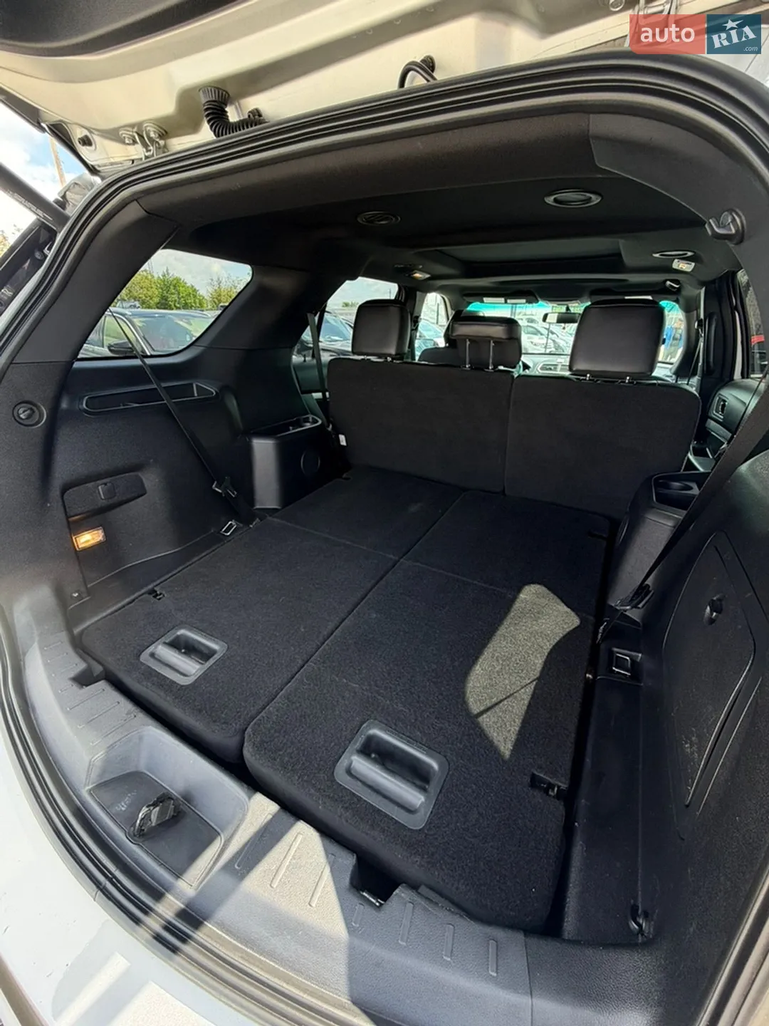 2016 Ford Explorer - мініатюра 34