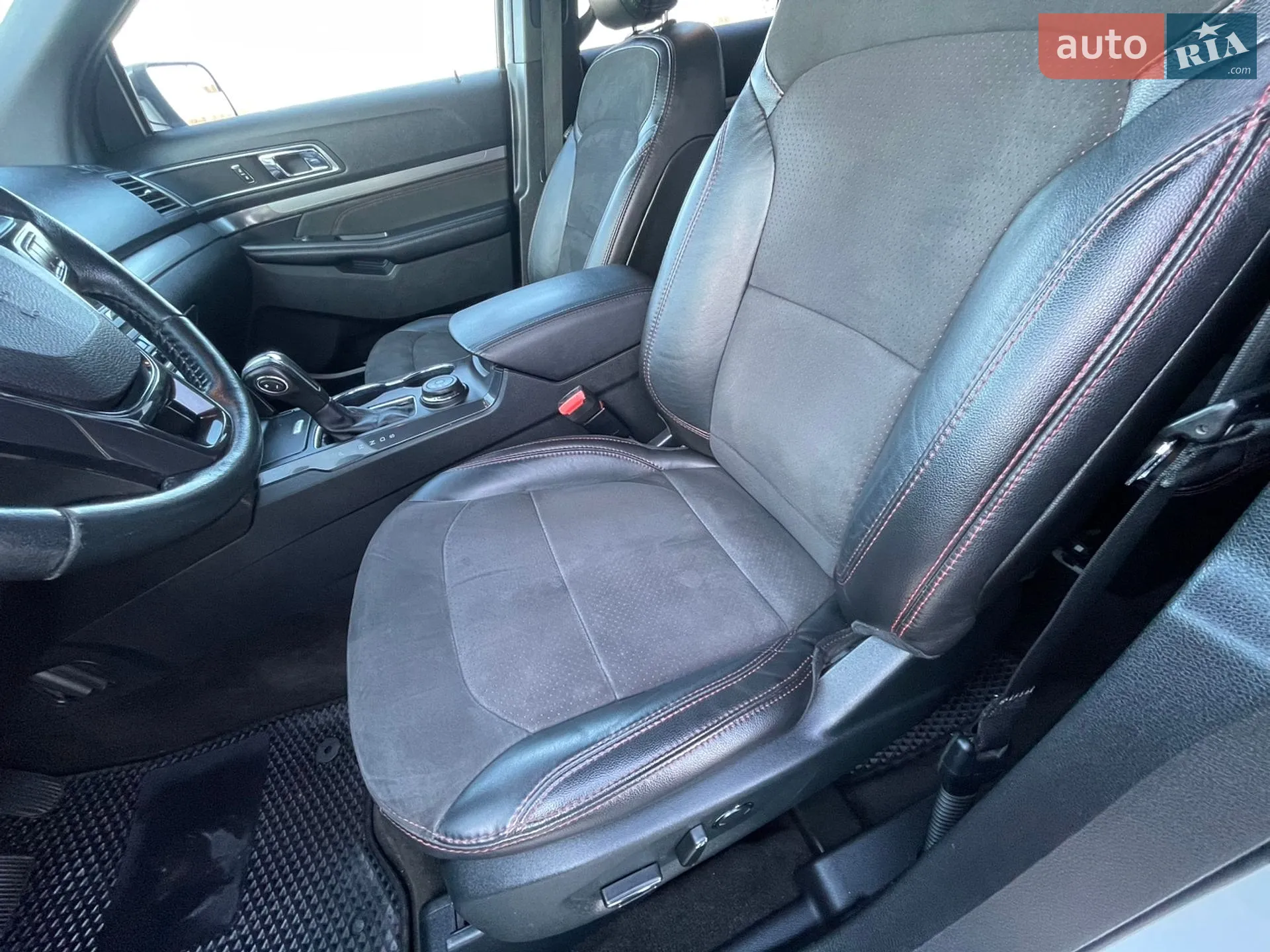2018 Ford Explorer - мініатюра 57