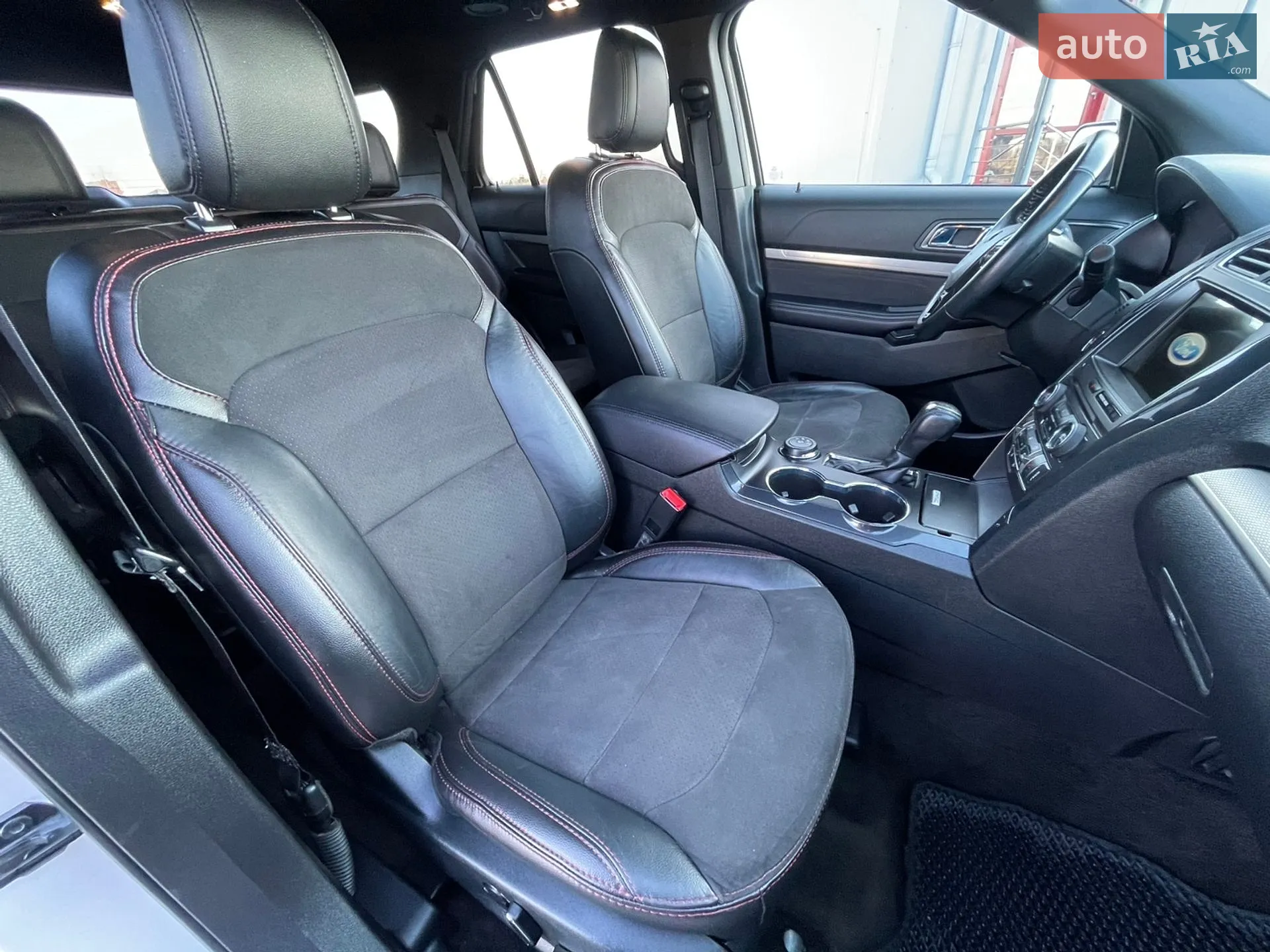 2018 Ford Explorer - мініатюра 72