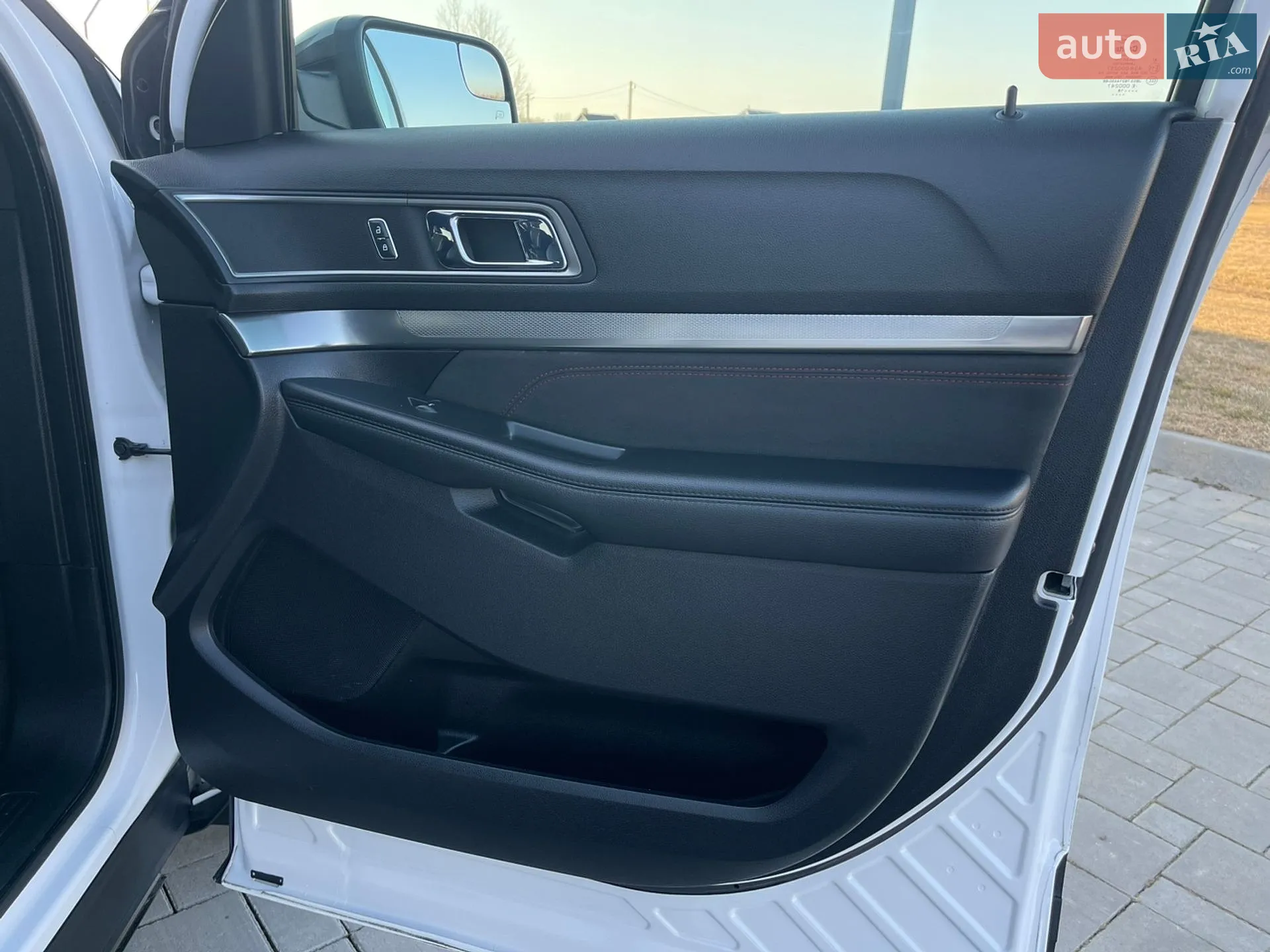 2018 Ford Explorer - мініатюра 76